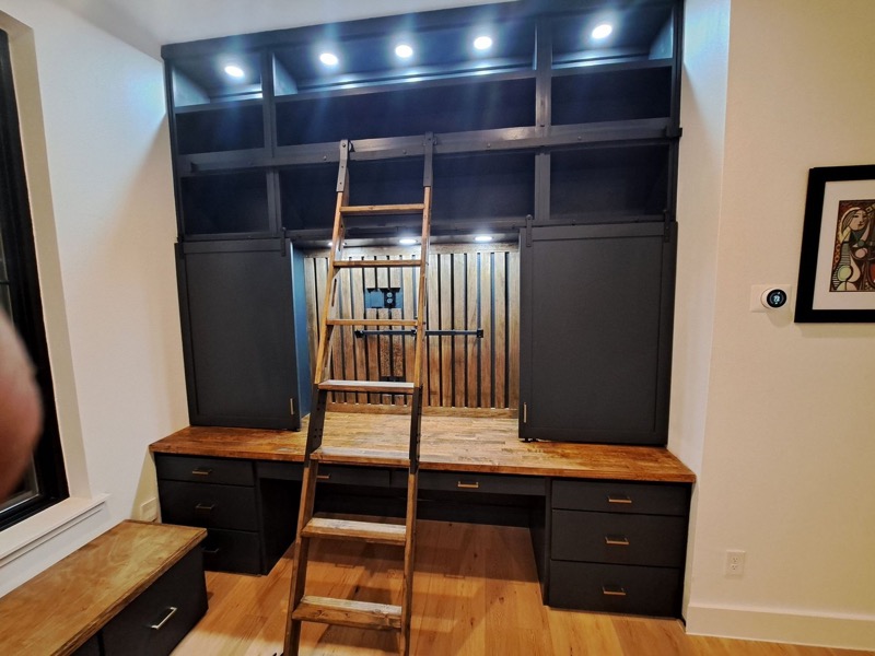 Custom Built-In's & Pre-Fabricated Cabinetry project by Lively Luxury Designs