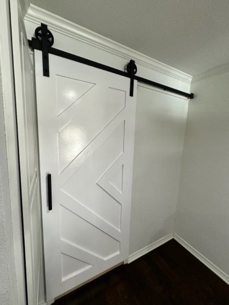 Custom Built-In's & Pre-Fabricated Cabinetry project by Lively Luxury Designs